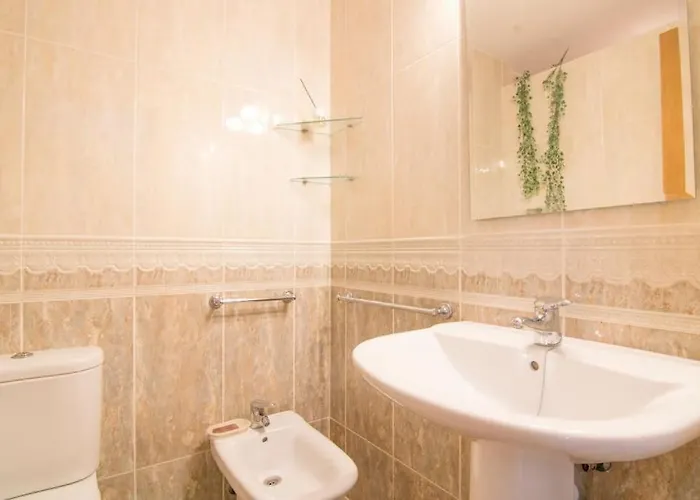 With Pool 300m From Playa Arenal - קלפה